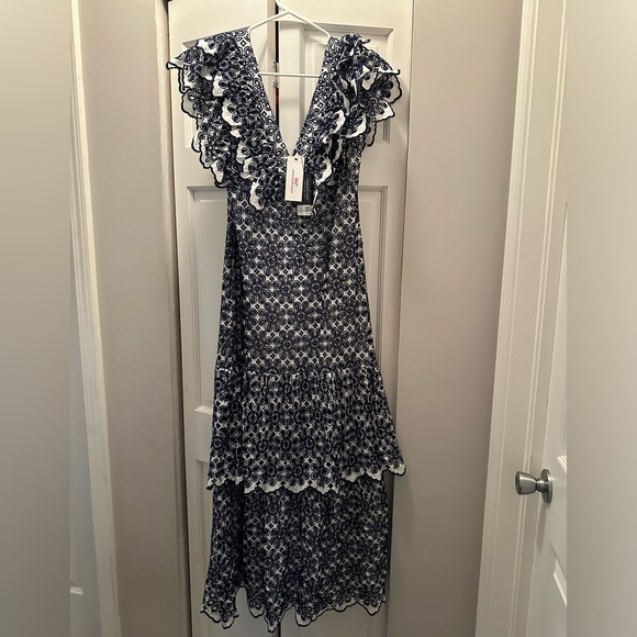 Vineyard Vines Dresses & Skirts - NWT VINEYARD VINES KENTUCKY DERBY EYELET MAXI DRESS SIZE 8 DEEP BAY NAVY WHITE